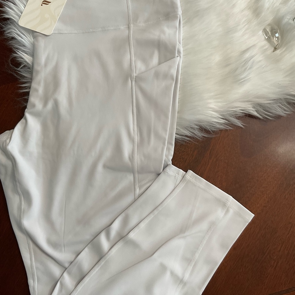 Athleta New Oasis high waisted leggings 7/8 3x white
